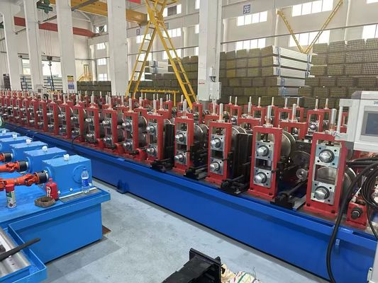 خرید سرعت بالا C&Z ماشین شکل گیری پرلین 380V ماشین شکل گیری کویل 30m/Min online manufacture